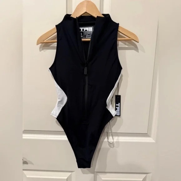 BRAND NEW! TA3 VIRAL BODYSHAPER SWIMSUIT--Sleeveless Surfy--Size S (Short) - Picture 5 of 8